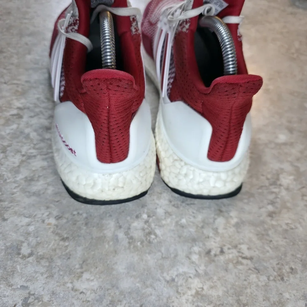 Size 8 NCAA x Adidas UltraBoost 1.0 Indiana Hoosiers Running Shoe * No Insoles *